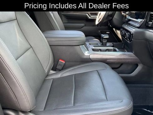 Used 2023 Chevrolet Silverado 1500 LTZ w/ LTZ Convenience Package II AWD/4WD image 19