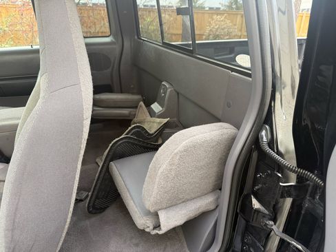 Used 2002 Ford Ranger FX4 image 18