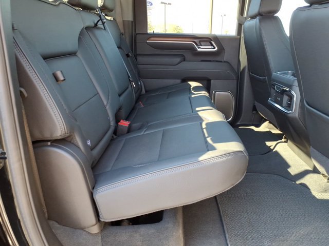 Used 2025 GMC Sierra 2500 Denali w/ Max Trailering Package AWD/4WD image 13