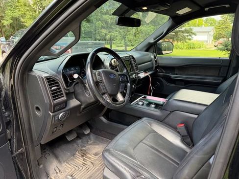 Used 2018 Ford Expedition Max Limited AWD/4WD image 8