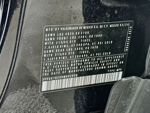 Used 2024 Volkswagen Taos SE AWD/4WD image 29