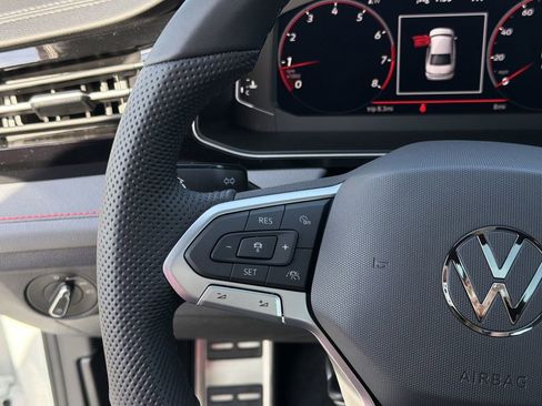 New 2026 Volkswagen Jetta GLI Autobahn FWD image 23