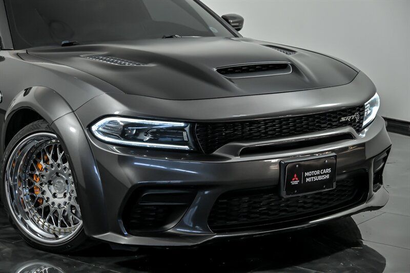 Used 2022 Dodge Charger SRT Hellcat w/ Carbon/Suede Interior Package RWD image 2