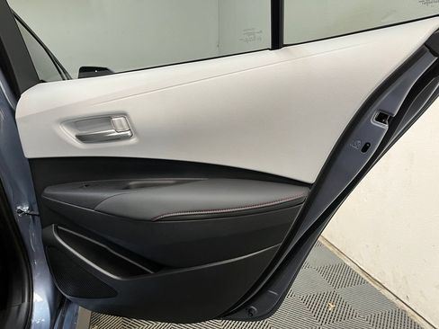 Used 2024 Toyota Corolla SE w/ SE Premium Package FWD image 18