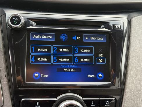 Used 2015 Honda Odyssey EX-L image 22