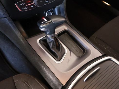 Used 2023 Dodge Charger SXT image 7