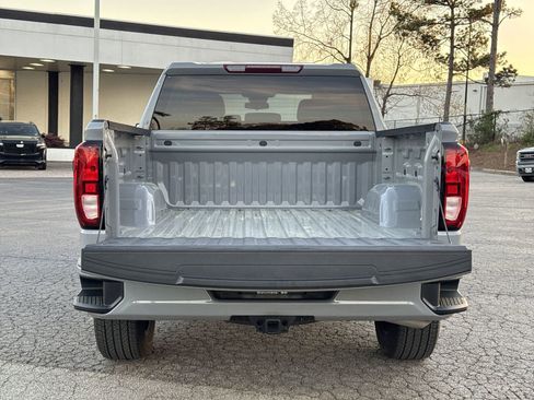 Used 2024 GMC Sierra 1500 Elevation image 31