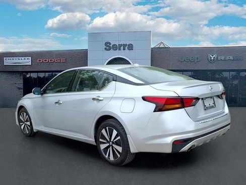 Used 2021 Nissan Altima 2.5 SL AWD/4WD image 4