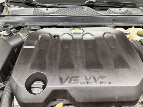 Used 2019 Chevrolet Impala Premier FWD image 38
