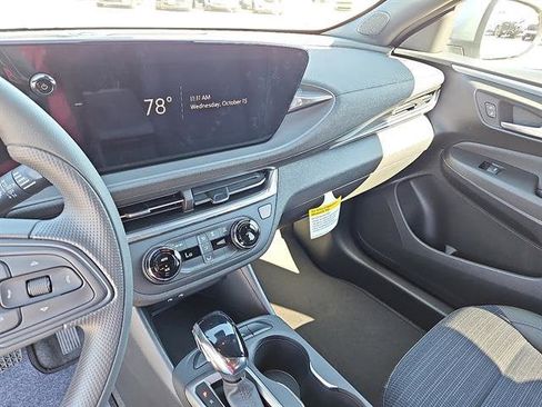 New 2026 Buick Envista Preferred image 17