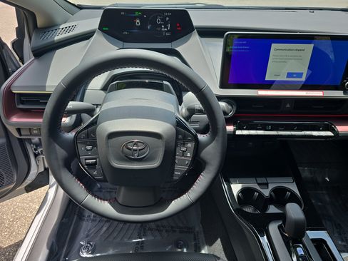 New 2026 Toyota Prius Plug-In Hybrid FWD image 15