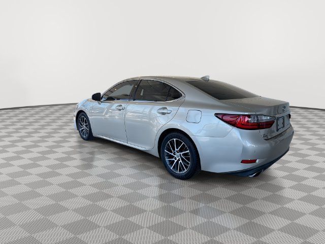 Used 2016 Lexus ES 350 w/ Luxury Package w/Wood Trim FWD image 7