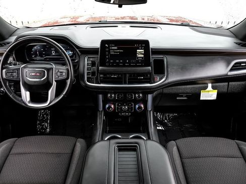 Used 2022 GMC Yukon XL SLE image 10