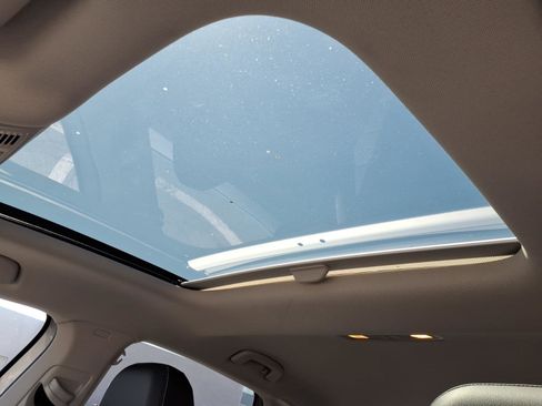 New 2026 Volkswagen Jetta SE image 9