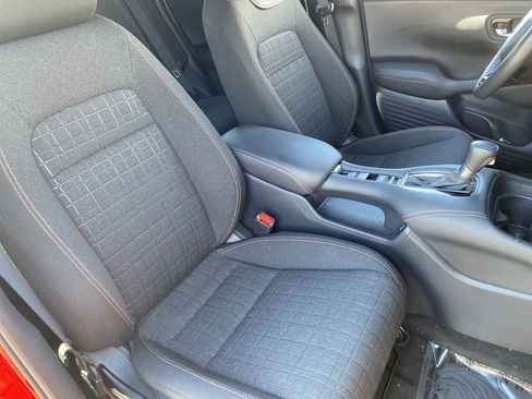 Used 2024 Honda HR-V Sport image 25