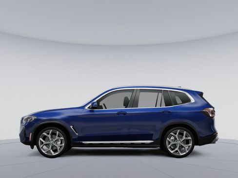 Certified 2024 BMW X3 xDrive30i w/ Convenience Package AWD/4WD image 2