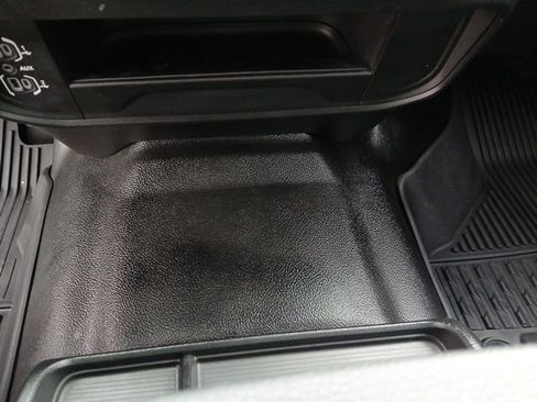 Used 2021 RAM 3500 Tradesman w/ Chrome Appearance Group image 39