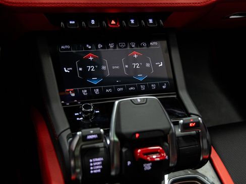 New 2026 Lamborghini Urus SE image 36