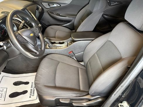 Used 2018 Chevrolet Malibu LS FWD image 19