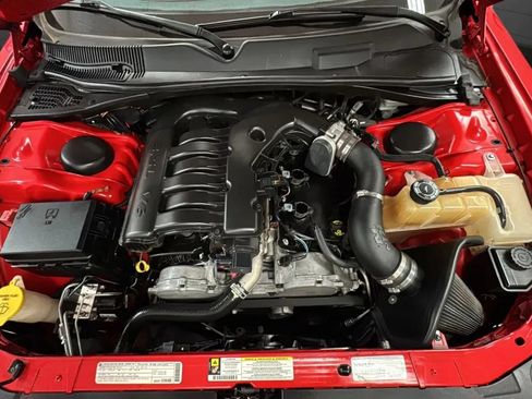 Used 2010 Dodge Challenger SE RWD image 25