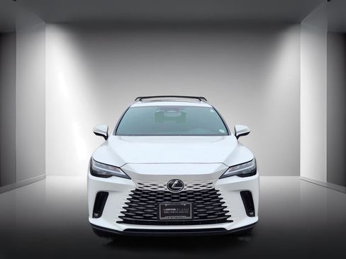 Used 2025 Lexus RX 350 w/ Convenience Package image 5