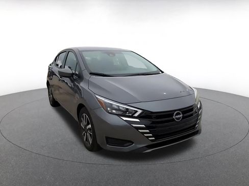 Used 2025 Nissan Versa SV FWD image 3