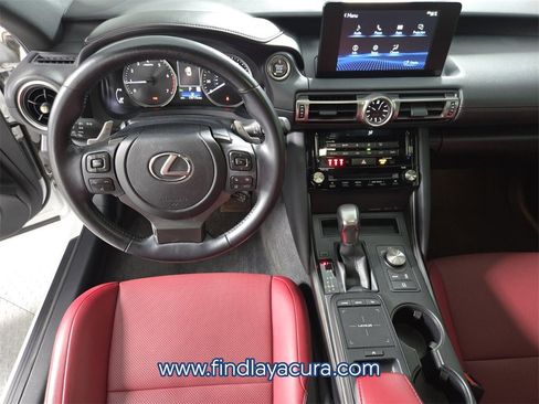 Used 2022 Lexus IS 300 image 12