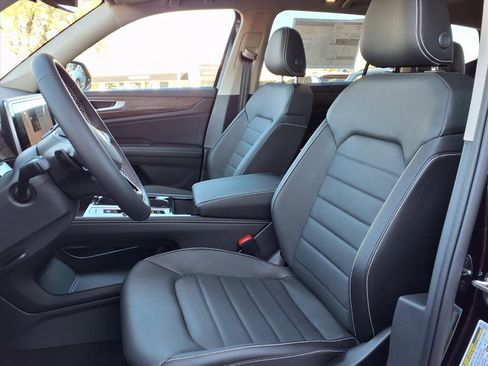 New 2026 Volkswagen Atlas SEL image 11