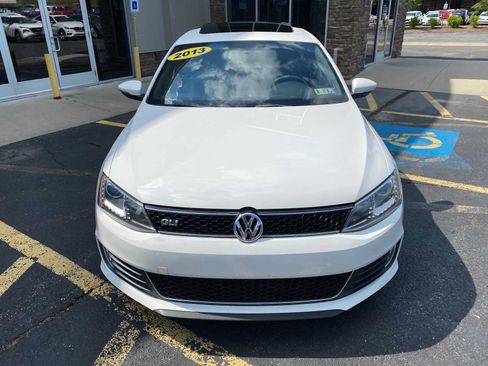 Used 2013 Volkswagen Jetta GLI Autobahn FWD image 11