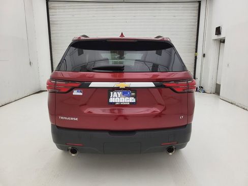Used 2023 Chevrolet Traverse LT image 18