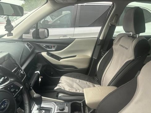 Used 2022 Subaru Forester Premium AWD/4WD image 4