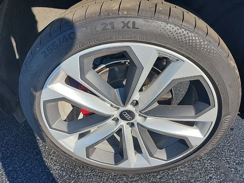 Used 2025 Audi Q5 2.0T Premium Plus image 12