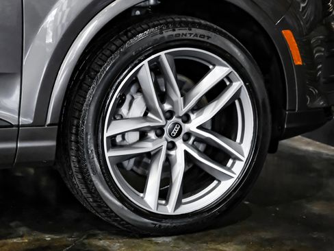 Used 2017 Audi Q7 3.0T Prestige image 53