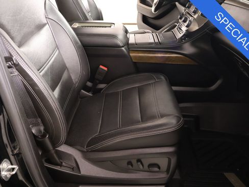 Used 2018 GMC Yukon Denali w/ Denali Ultimate Package AWD/4WD image 15