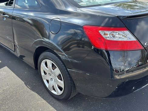 Used 2011 Honda Civic LX image 25