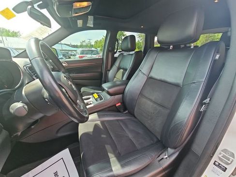 Used 2021 Jeep Grand Cherokee Laredo X AWD/4WD image 21