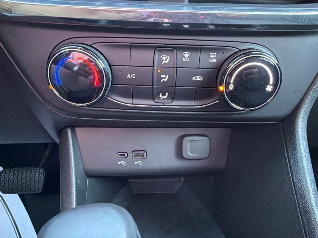 Used 2026 Buick Encore GX Preferred FWD image 21
