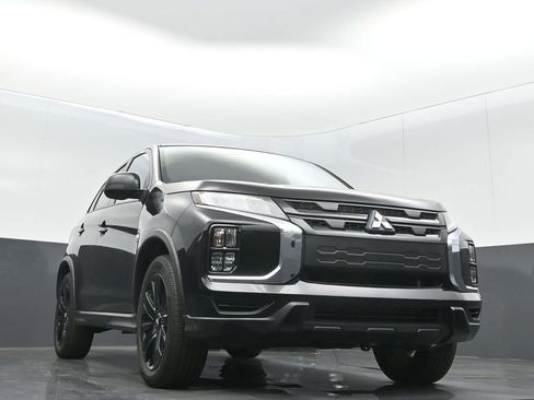 Used 2024 Mitsubishi Outlander Sport ES image 5