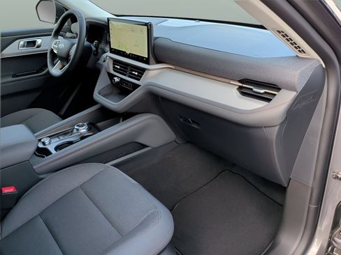 New 2026 Ford Explorer Active RWD image 20