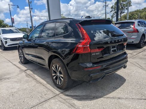 New 2025 Volvo XC60 T8 Core image 6