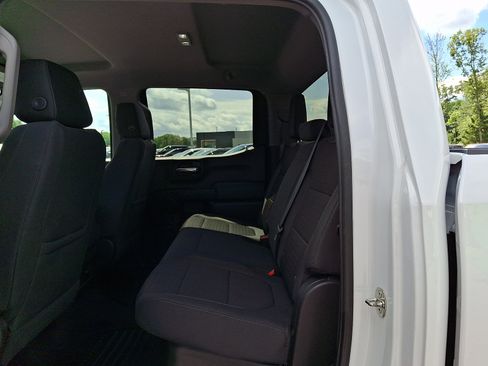 Used 2020 Chevrolet Silverado 1500 LT AWD/4WD image 10