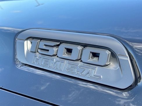 Used 2020 RAM 1500 Big Horn AWD/4WD image 15