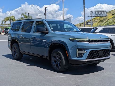 New 2026 Jeep Grand Wagoneer Limited AWD/4WD image 3