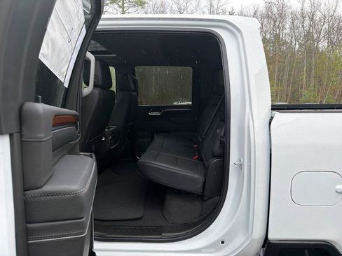 New 2026 GMC Sierra 2500 Denali w/ Denali Reserve Package AWD/4WD image 19