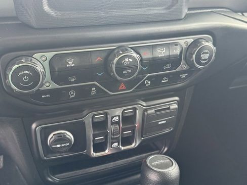 Used 2020 Jeep Gladiator Sport w/ Quick Order Package 24S image 25