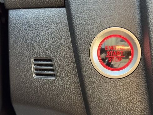 Used 2019 Honda Fit EX image 18