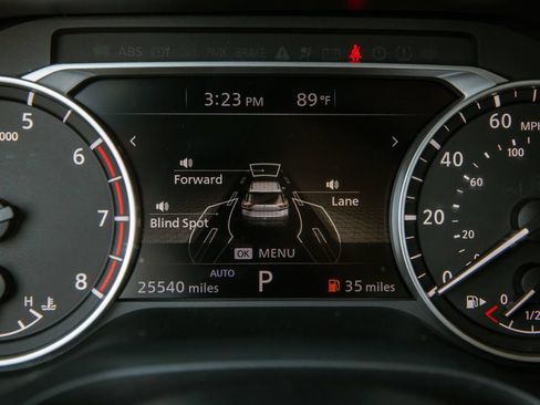 Used 2023 Nissan Rogue S AWD/4WD image 17