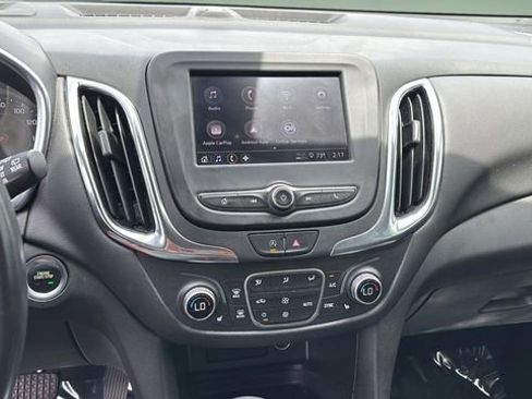 Used 2022 Chevrolet Equinox LT FWD image 25