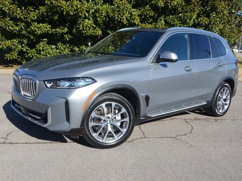 Used 2025 BMW X5 xDrive40i image 5