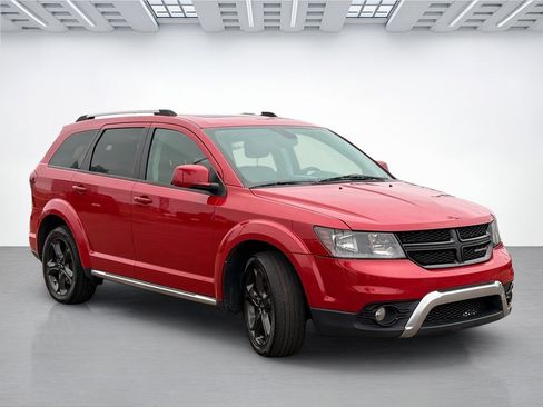 Used 2020 Dodge Journey Crossroad FWD image 6